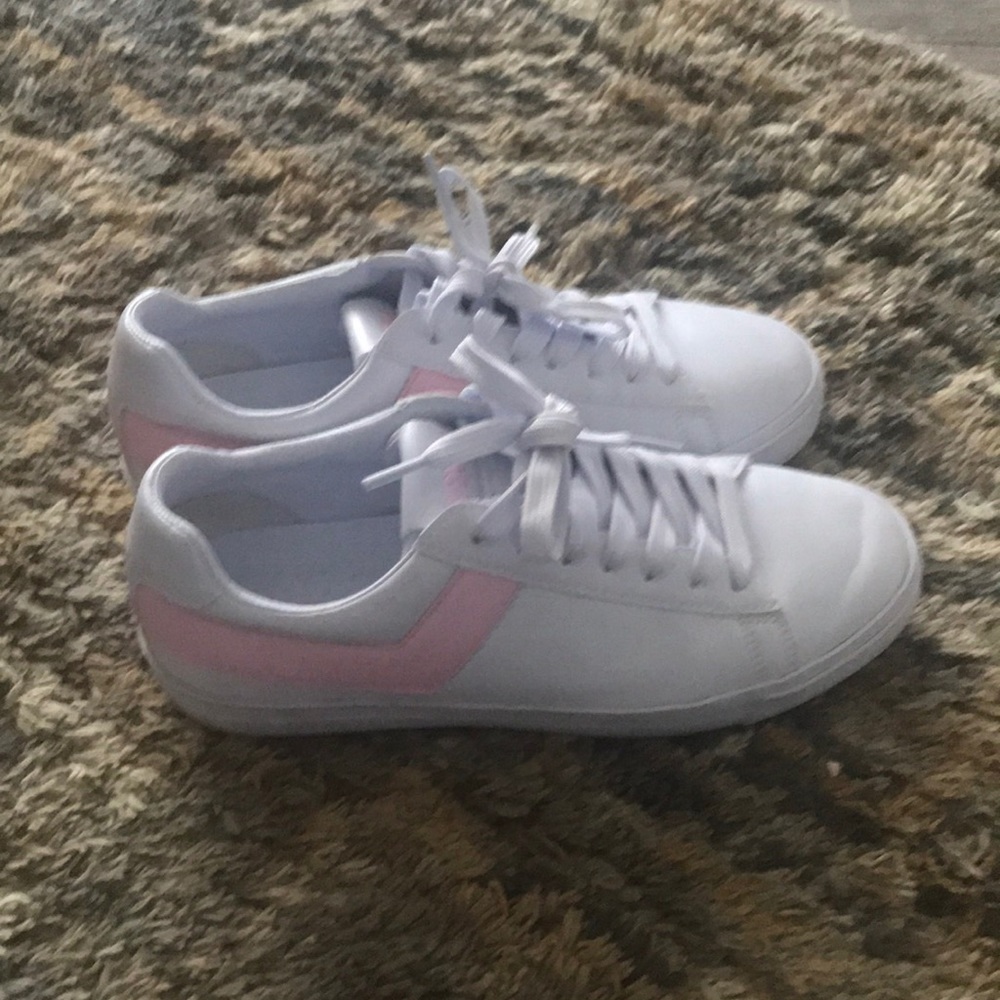 Women’s Pony sneakers.